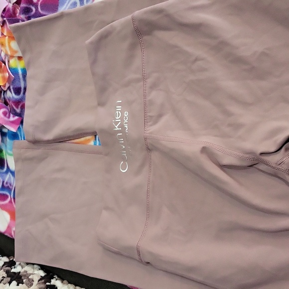 Calvin Klein Yoga Pants - Picture 9 of 10